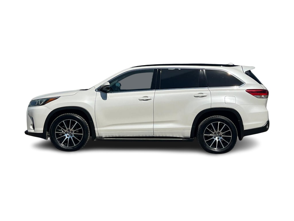 Thumbnail: 2018 Toyota Highlander - 3