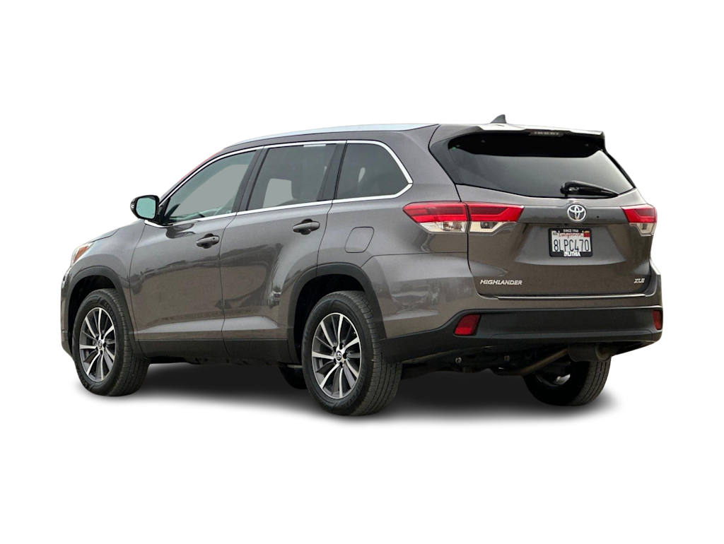 Thumbnail: 2019 Toyota Highlander - 4