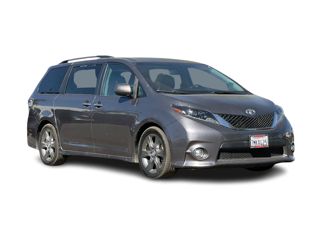 Thumbnail: 2015 Toyota Sienna - 19