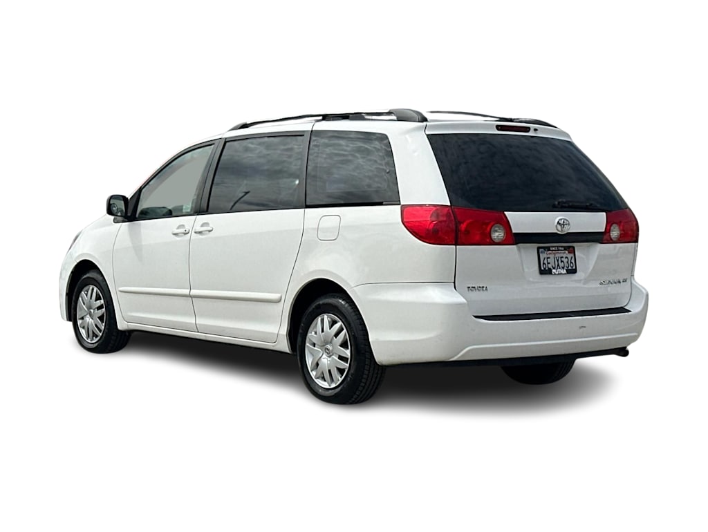 Thumbnail: 2008 Toyota Sienna - 4