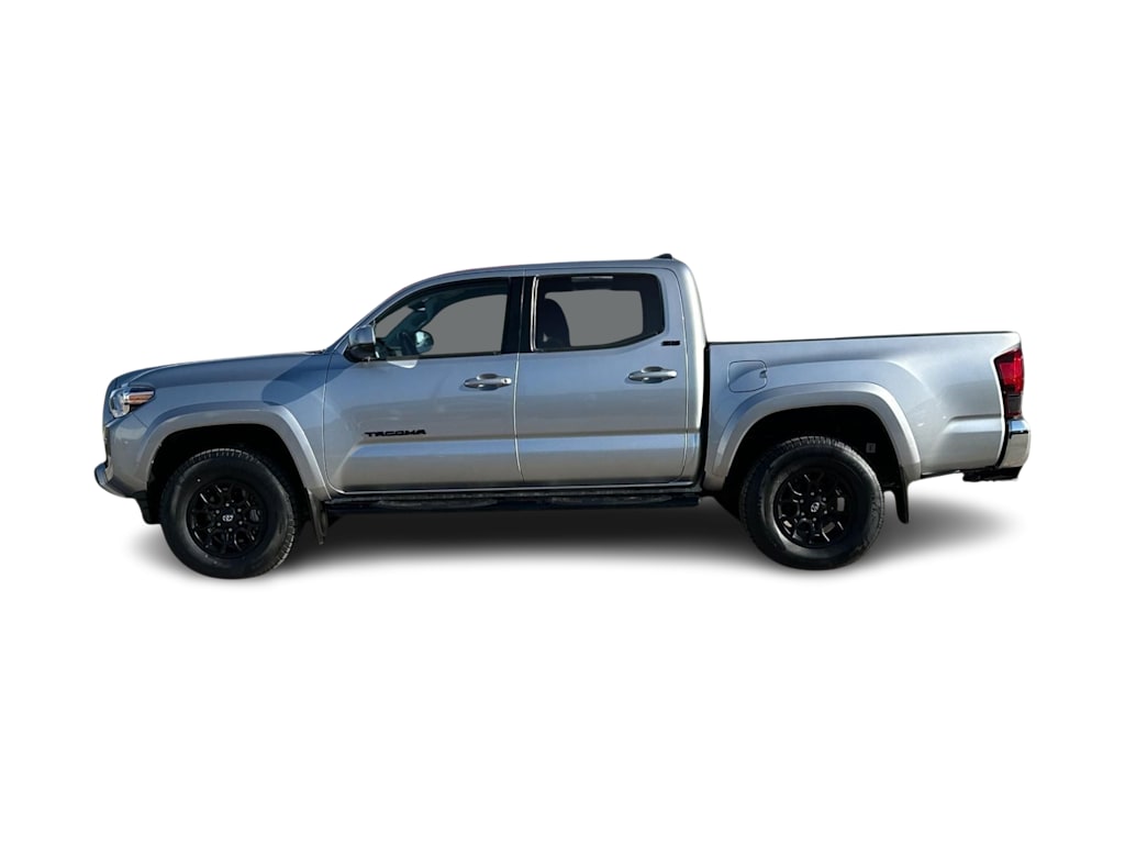 Thumbnail: 2021 Toyota Tacoma - 3