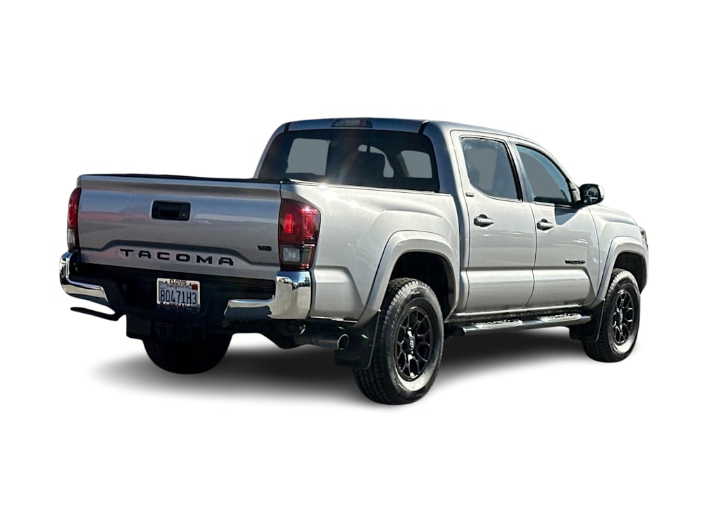 Thumbnail: 2021 Toyota Tacoma - 18
