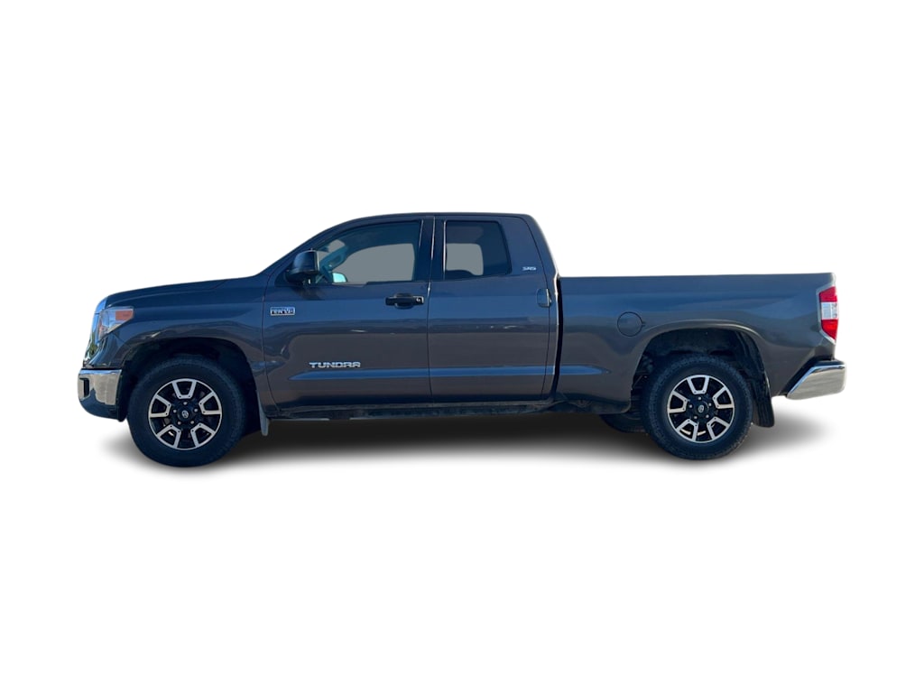 Thumbnail: 2016 Toyota Tundra - 3