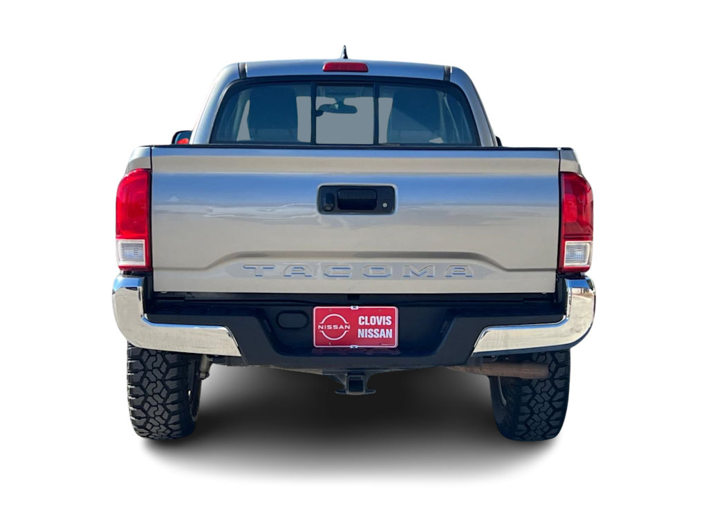Thumbnail: 2016 Toyota Tacoma - 5