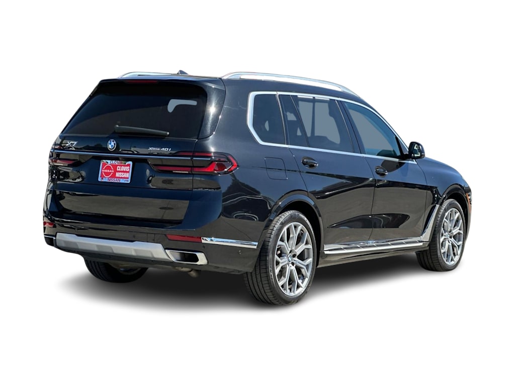 Thumbnail: 2025 BMW X7 - 17