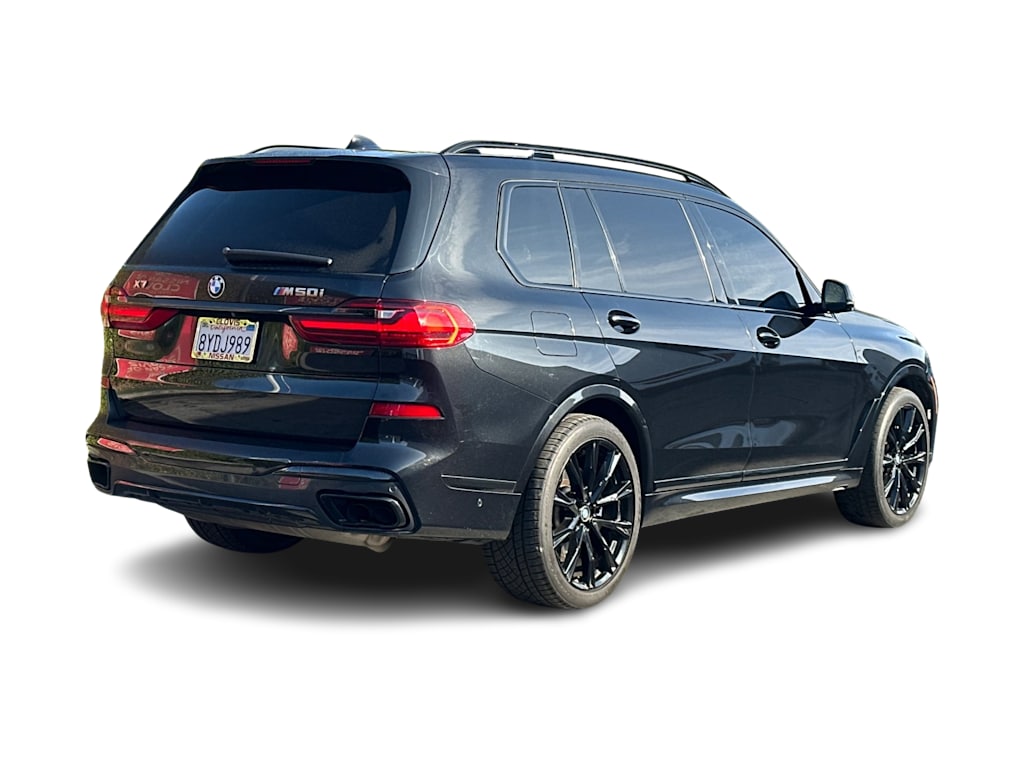 2020 BMW X7 M50i 18