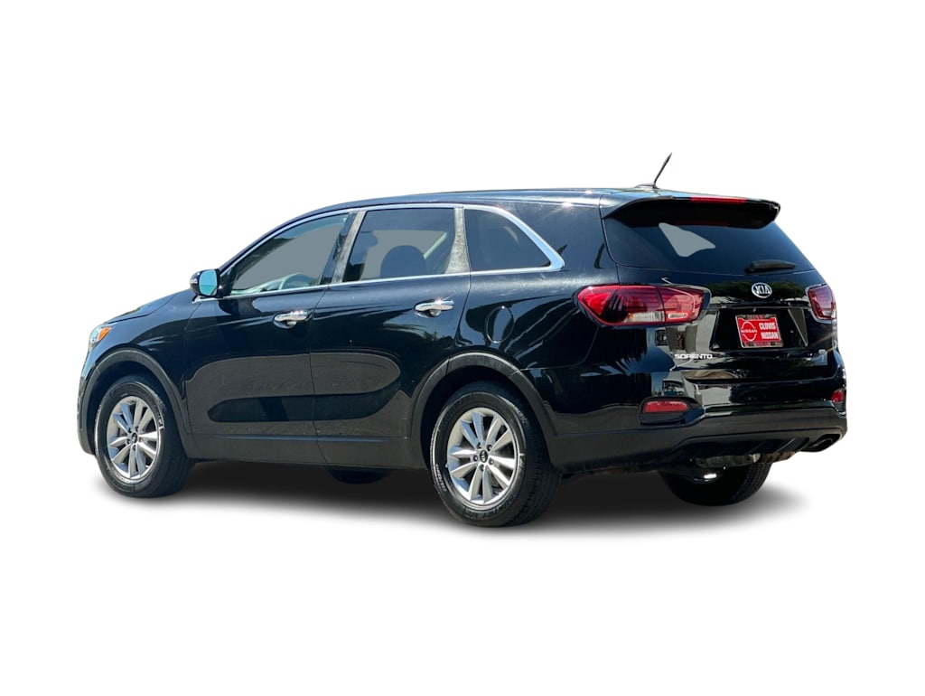 Thumbnail: 2020 Kia Sorento - 4