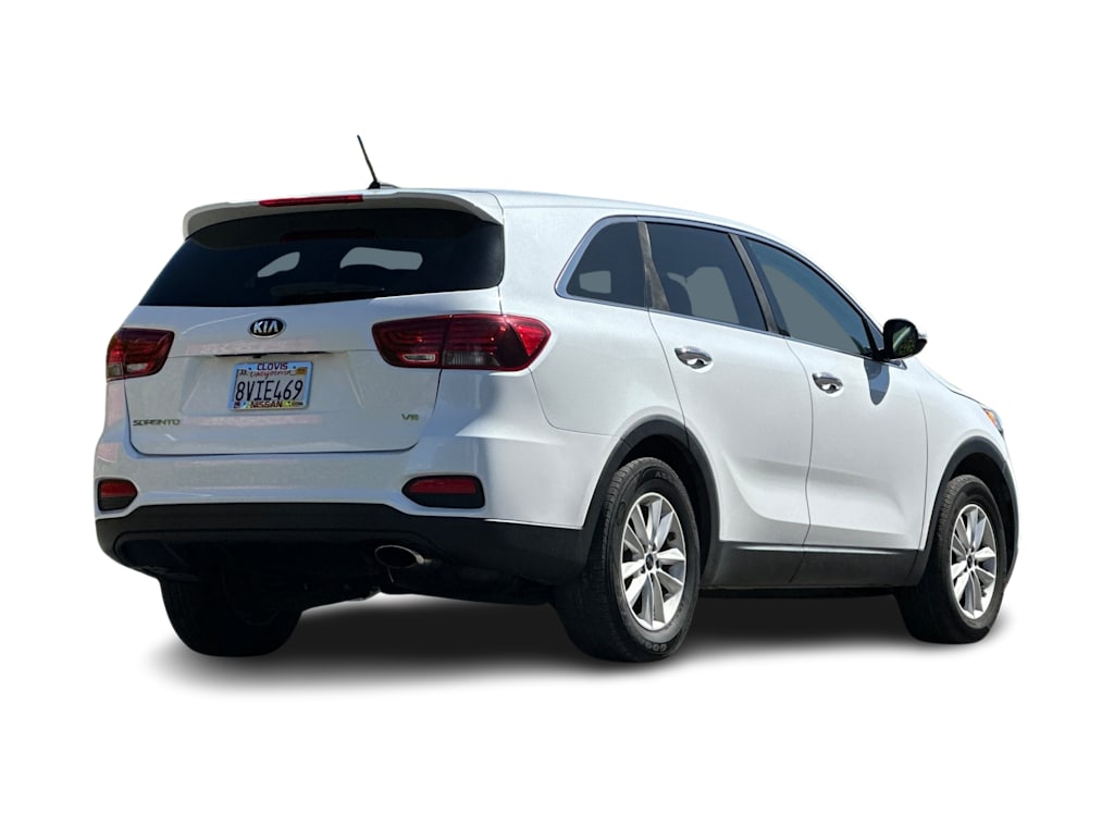 2019 Kia Sorento LX 19