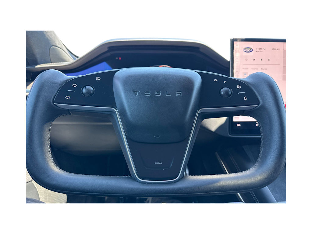 Thumbnail: 2022 Tesla Model S - 27