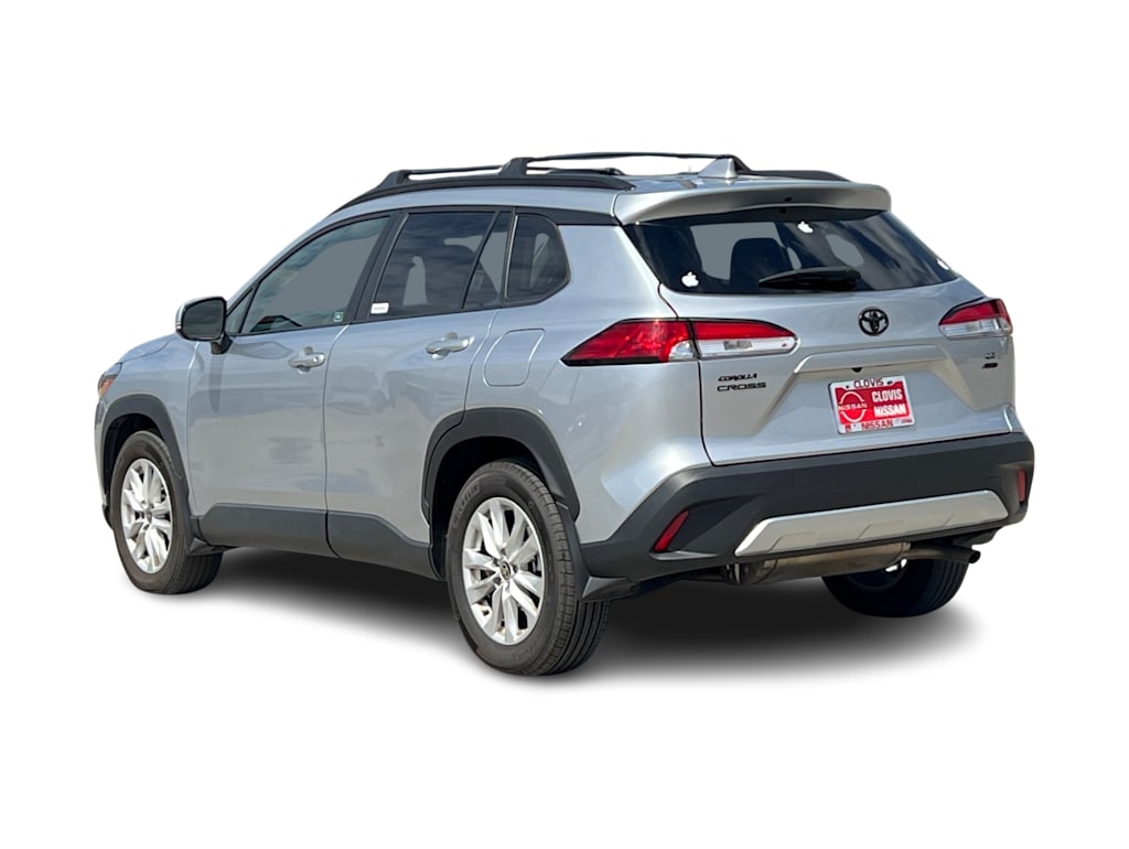 Thumbnail: 2022 Toyota Corolla Cross - 4