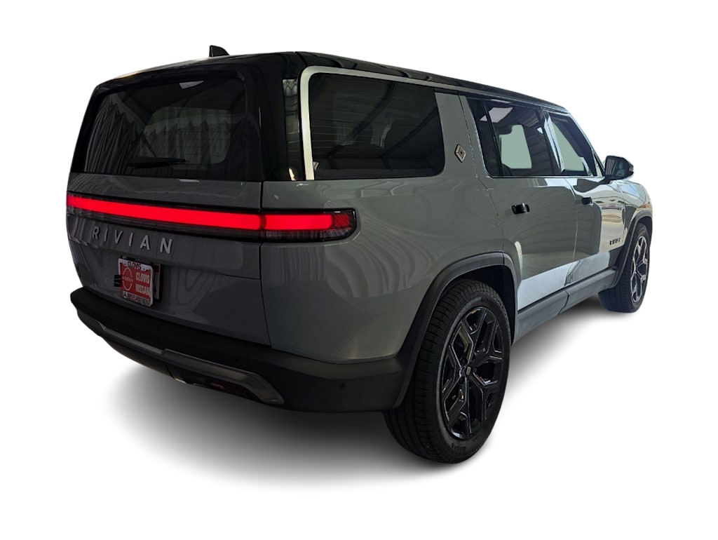 Thumbnail: 2023 Rivian R1S - 15