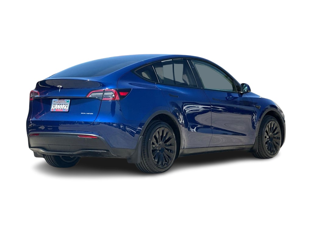 Thumbnail: 2024 Tesla Model Y - 18