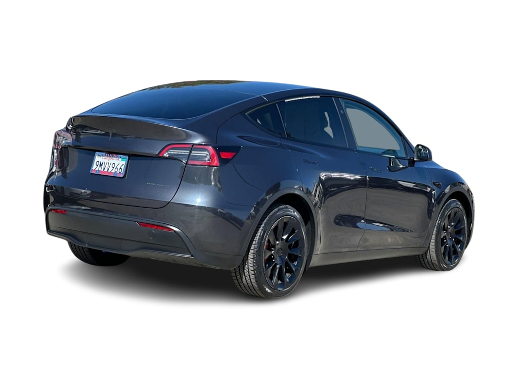Thumbnail: 2024 Tesla Model Y - 19