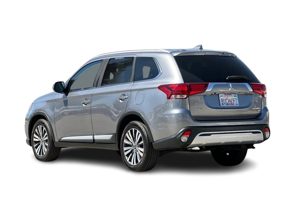 Thumbnail: 2019 Mitsubishi Outlander - 4