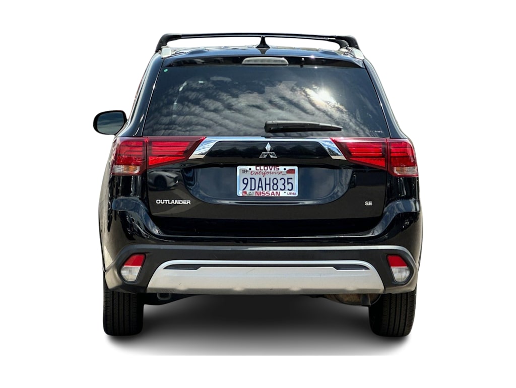 Thumbnail: 2020 Mitsubishi Outlander - 5
