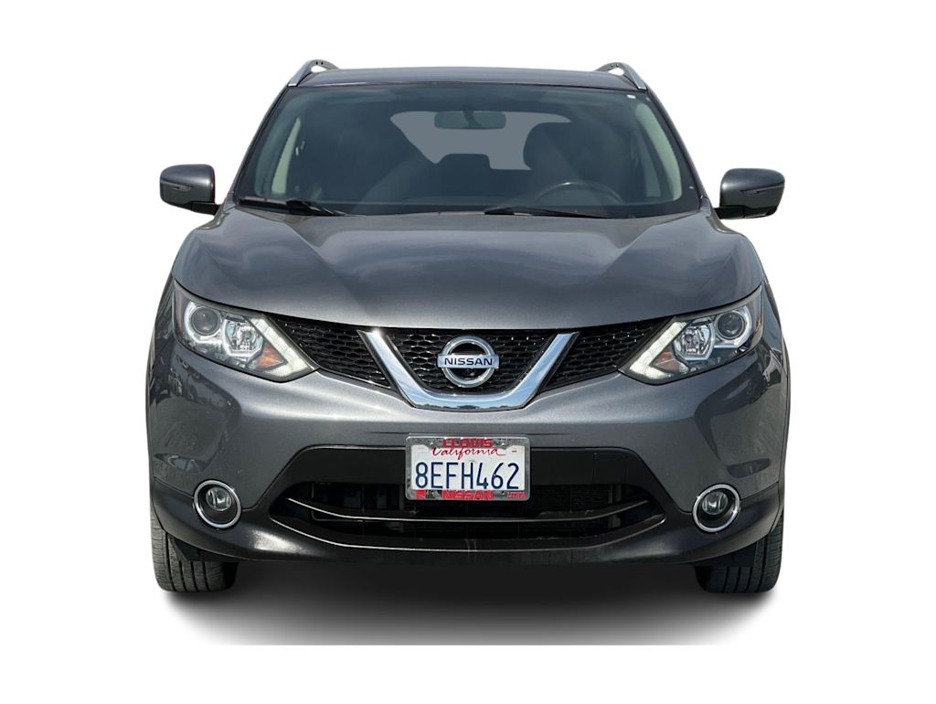 Thumbnail: 2017 Nissan Rogue Sport - 6