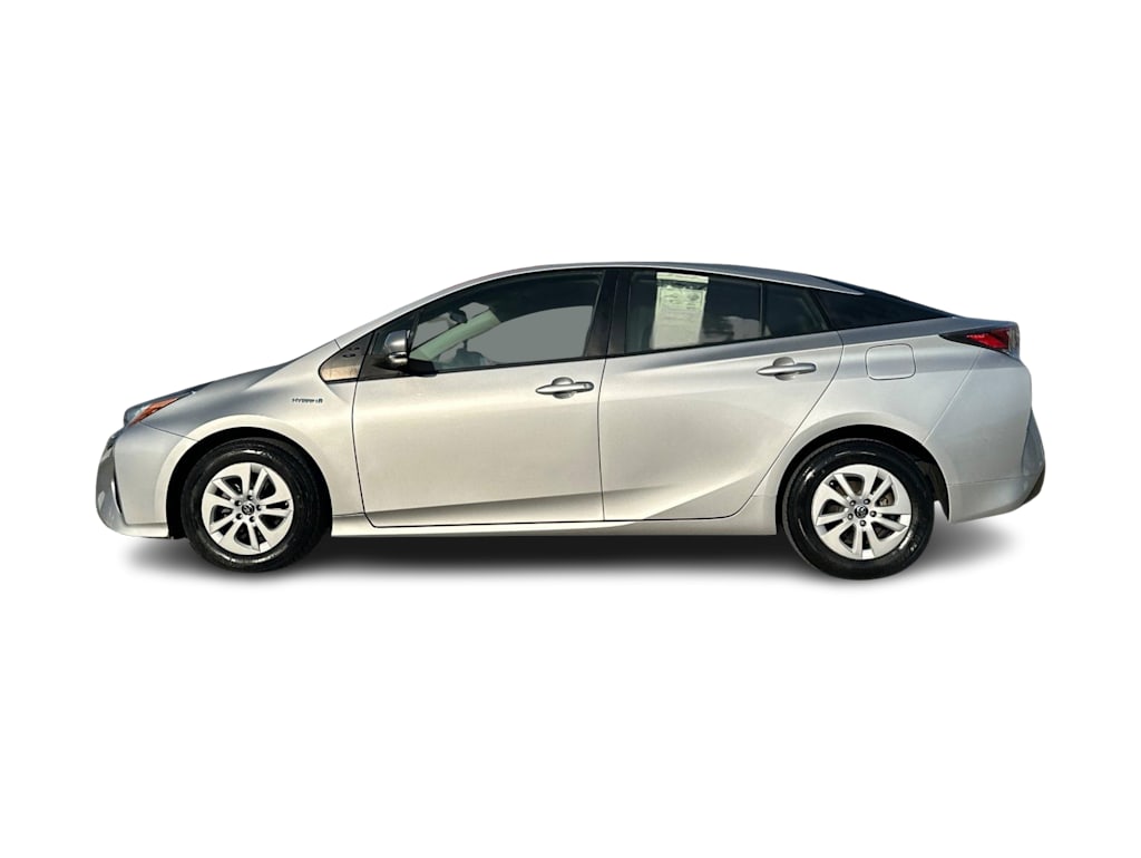 Thumbnail: 2016 Toyota Prius - 3