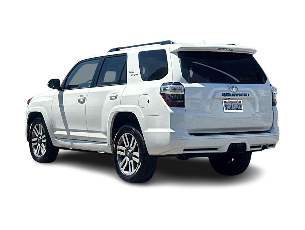 Thumbnail: 2022 Toyota 4Runner - 4