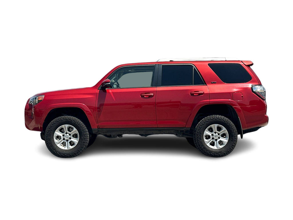 Thumbnail: 2014 Toyota 4Runner - 3