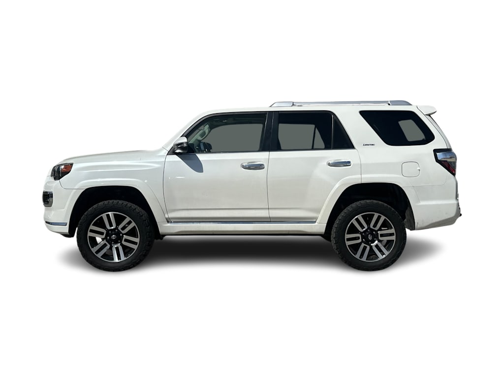 Thumbnail: 2014 Toyota 4Runner - 3