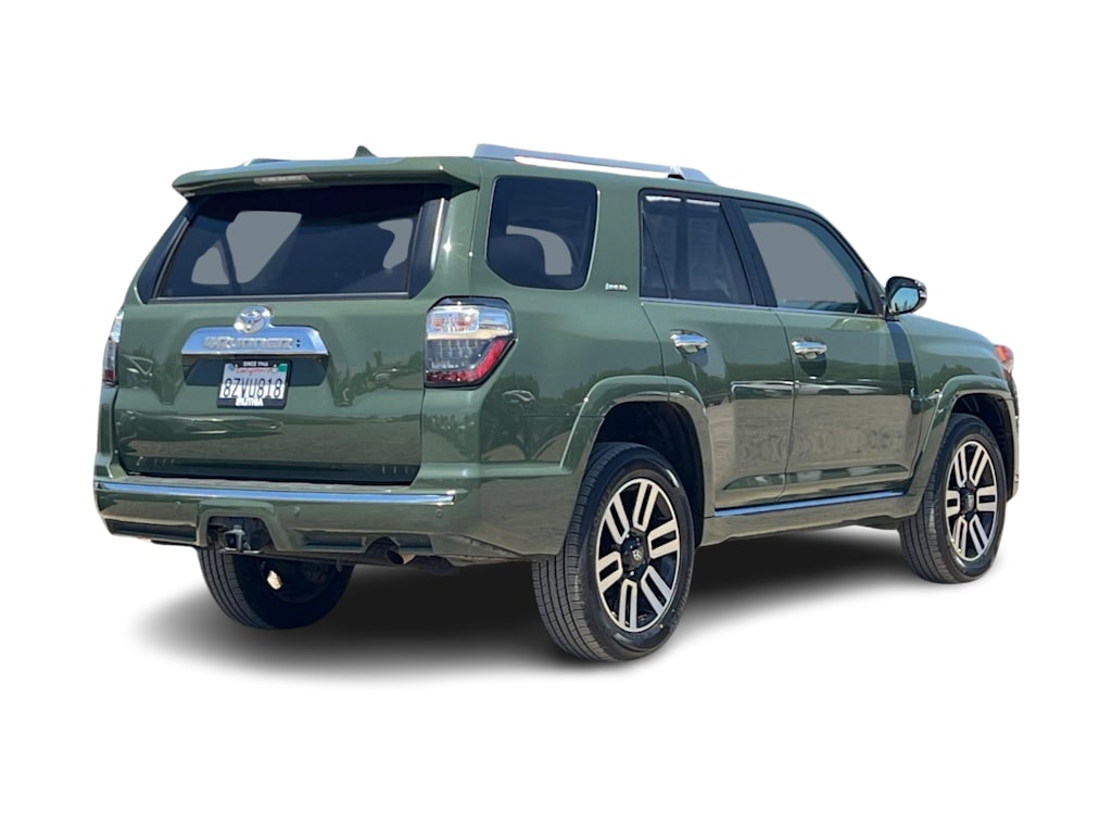 Thumbnail: 2022 Toyota 4Runner - 18