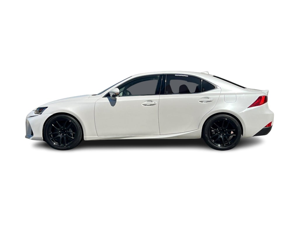 Thumbnail: 2020 Lexus IS - 3