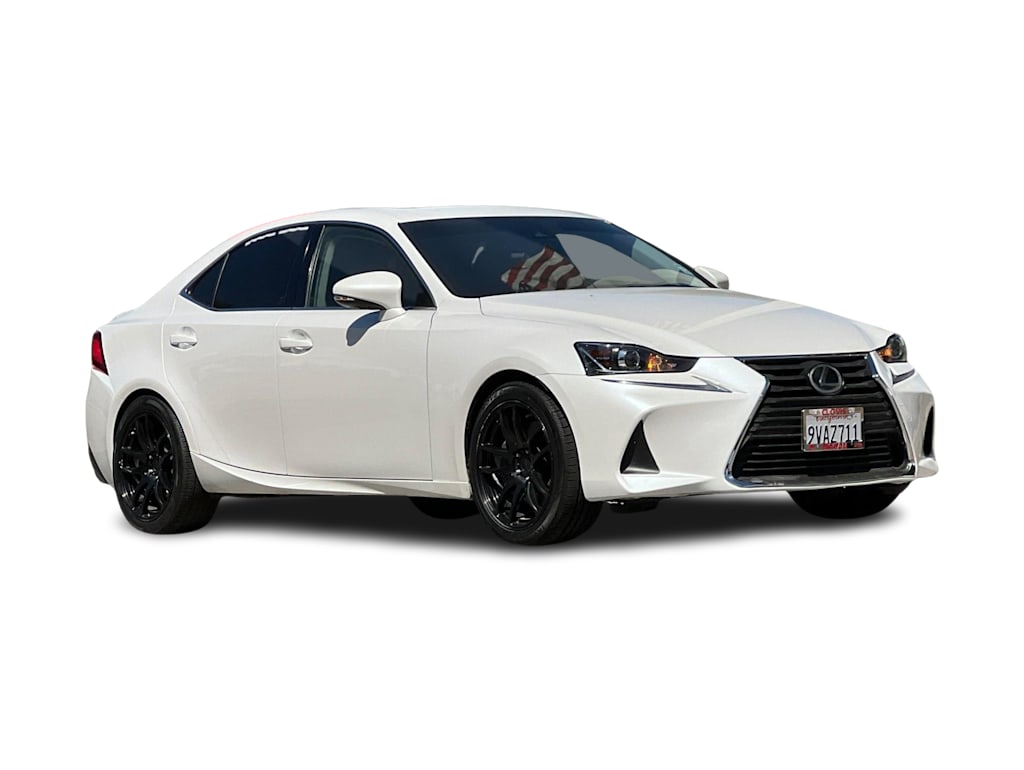 Thumbnail: 2020 Lexus IS - 21