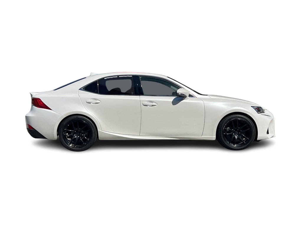 Thumbnail: 2020 Lexus IS - 20