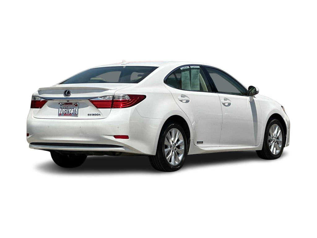 Thumbnail: 2014 Lexus ES - 18