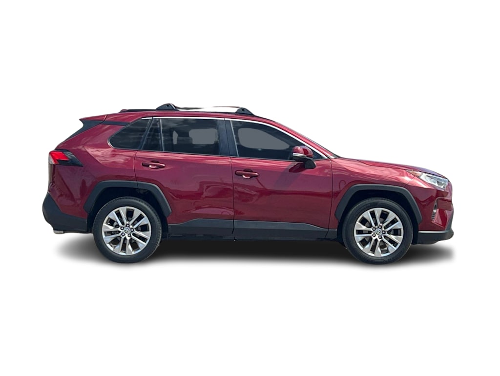Thumbnail: 2020 Toyota RAV4 - 20