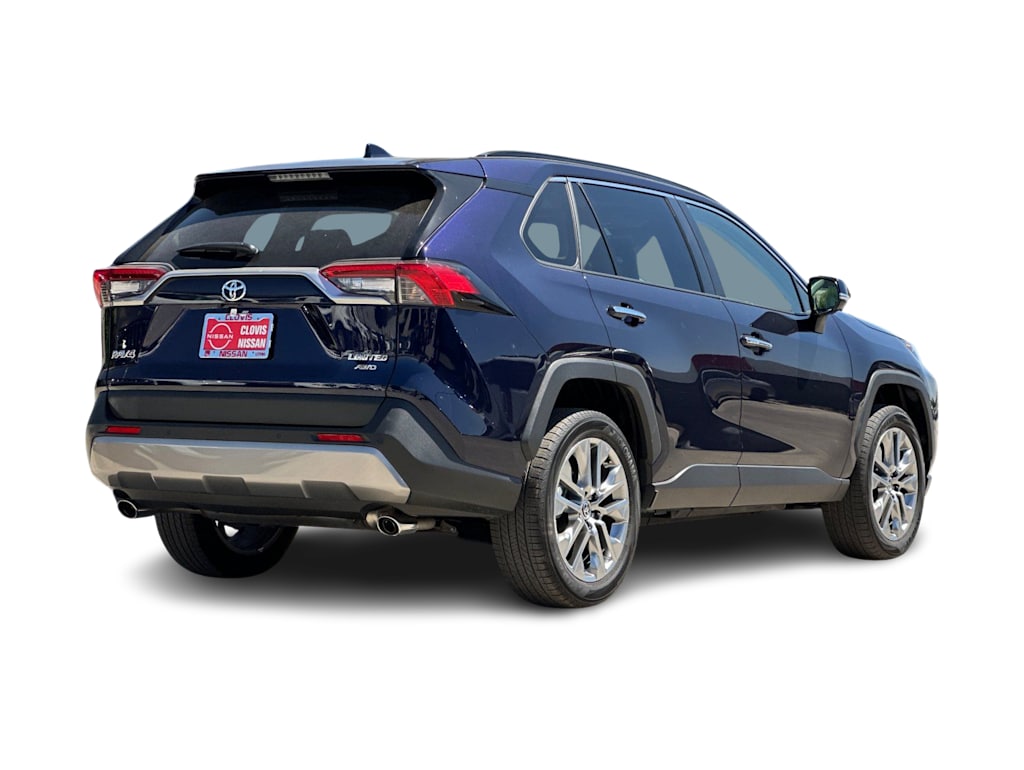 Thumbnail: 2022 Toyota RAV4 - 18