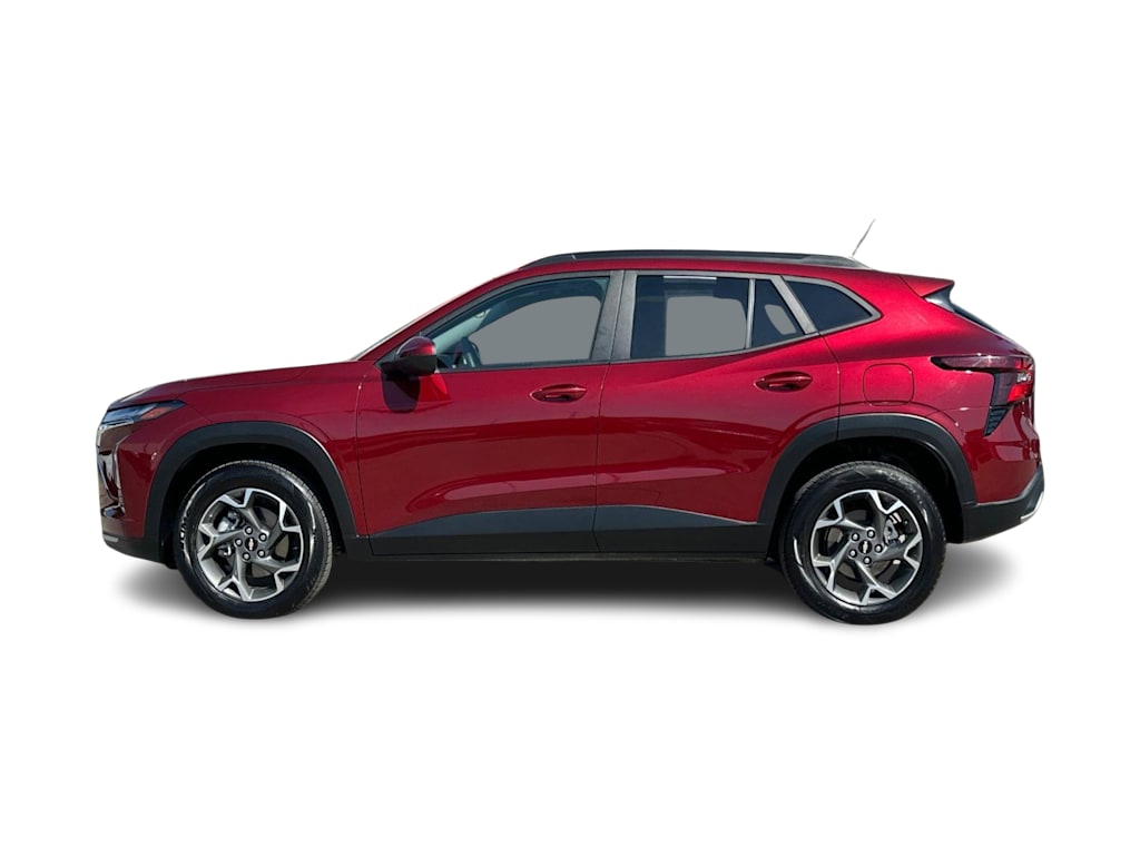 Thumbnail: 2025 Chevrolet Trax - 3