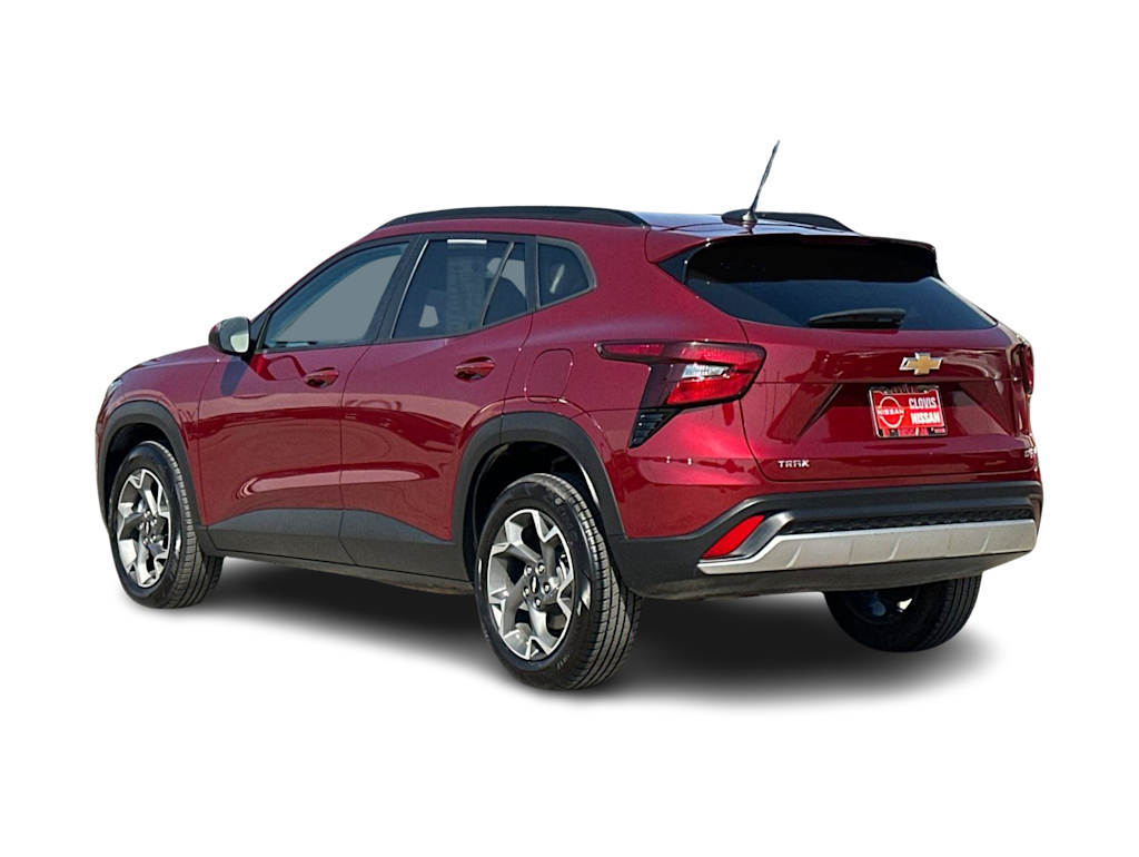 Thumbnail: 2025 Chevrolet Trax - 4