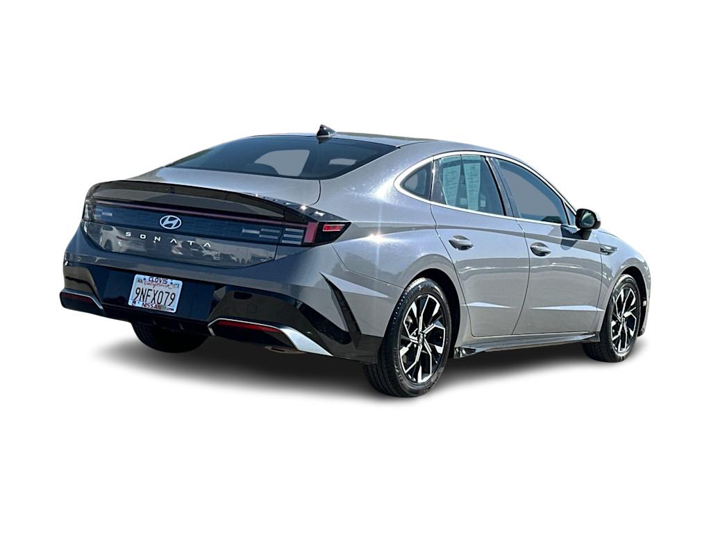 Thumbnail: 2024 Hyundai Sonata - 17