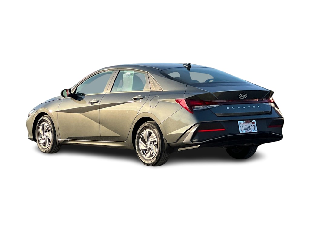 Thumbnail: 2025 Hyundai Elantra - 4
