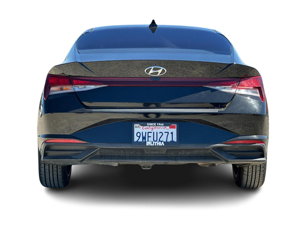 Thumbnail: 2022 Hyundai Elantra - 5