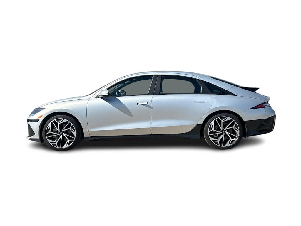 Thumbnail: 2023 Hyundai Ioniq 6 - 3