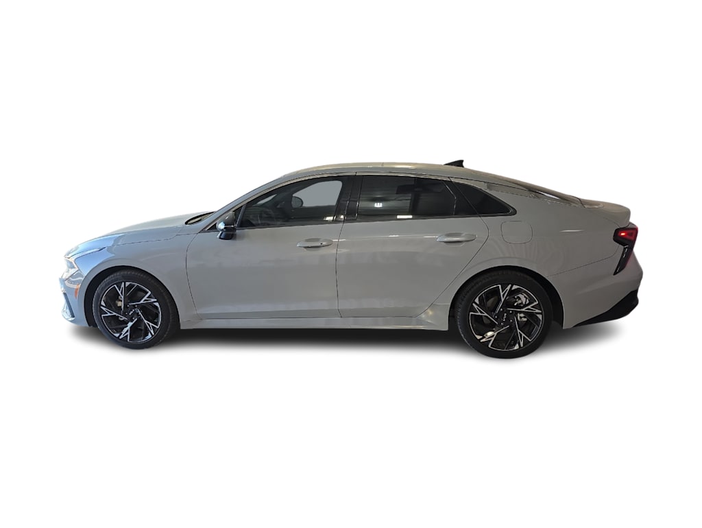 Thumbnail: 2025 Kia K5 - 3