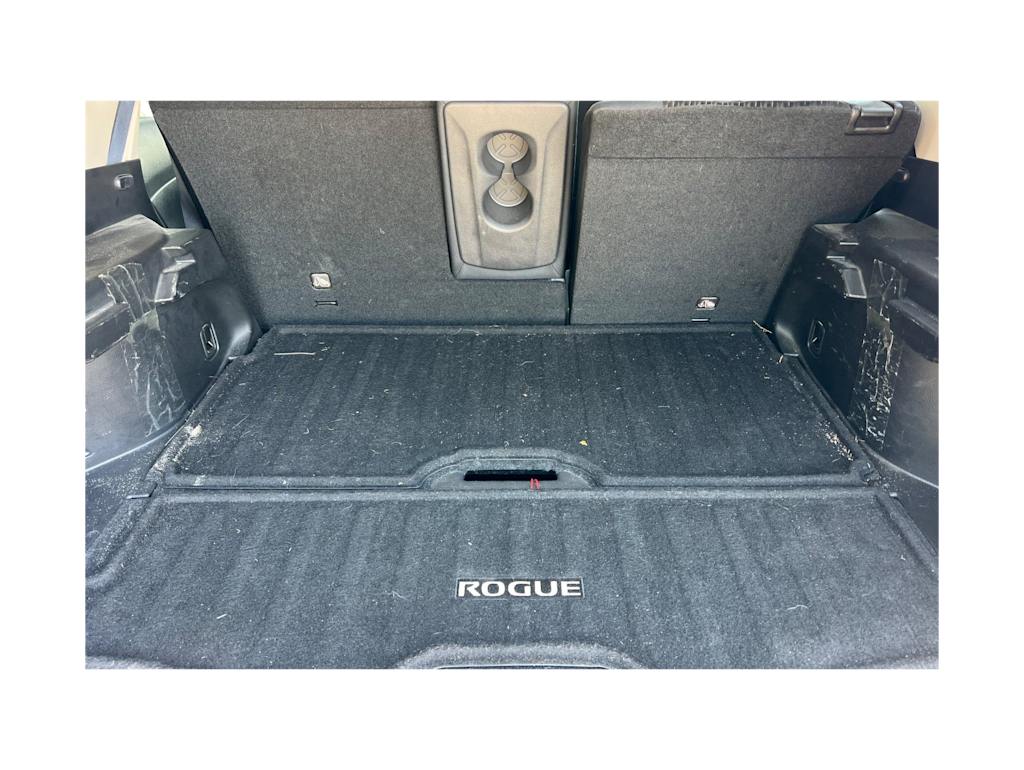 Thumbnail: 2018 Nissan Rogue - 9
