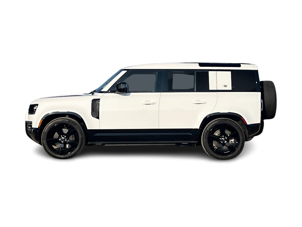 Thumbnail: 2024 Land Rover Defender - 3