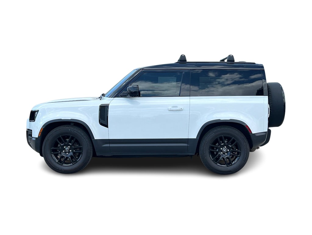 Thumbnail: 2022 Land Rover Defender - 3