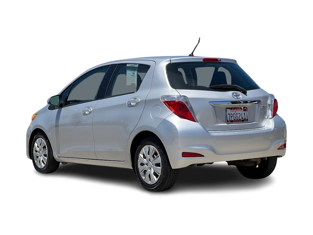 Thumbnail: 2014 Toyota Yaris - 4