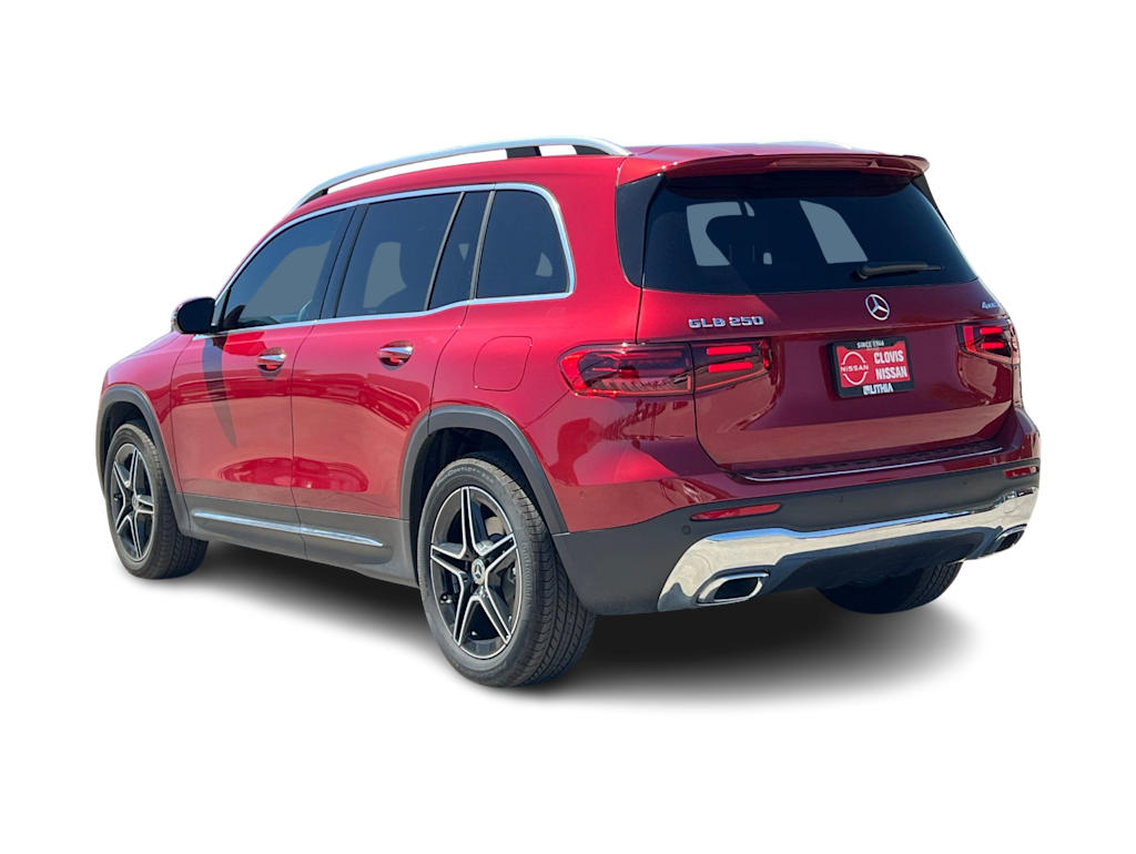 Thumbnail: 2026 Mercedes-Benz GLB - 4
