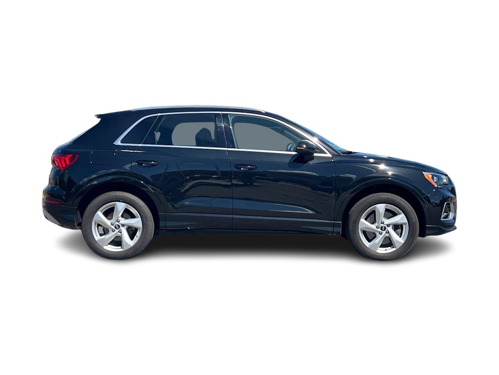 Thumbnail: 2022 Audi Q3 - 20