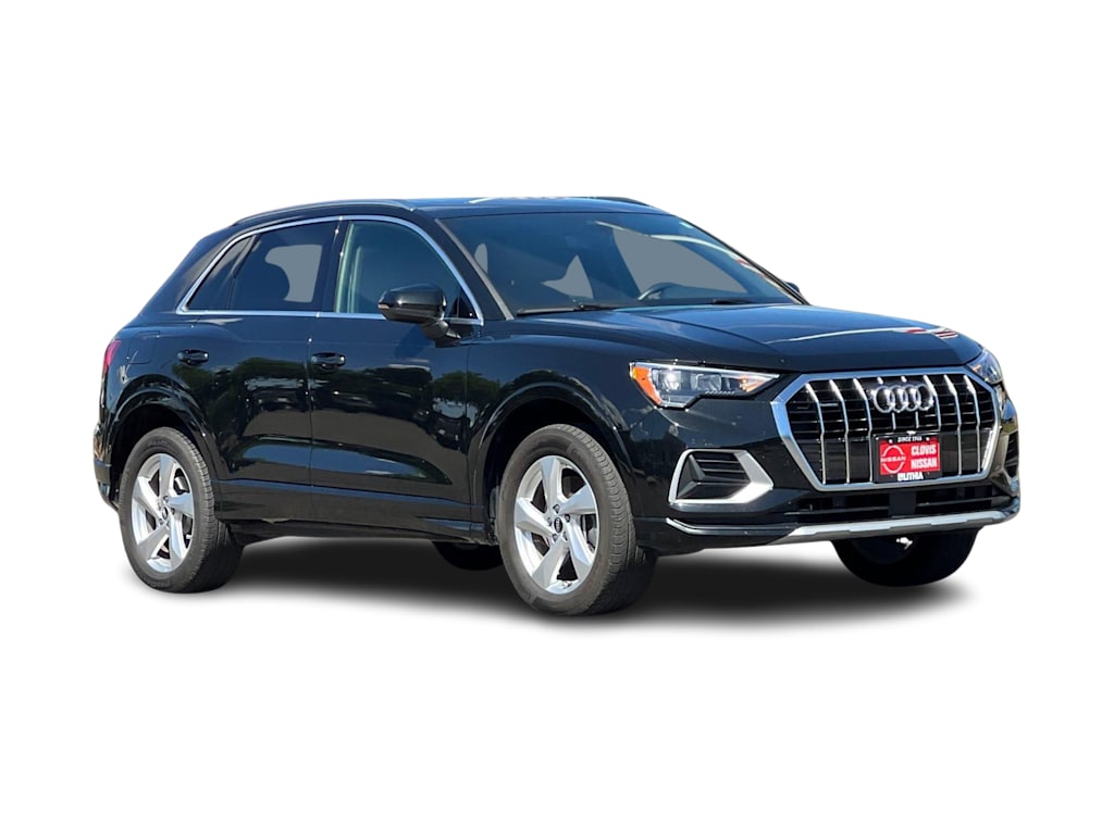 Thumbnail: 2022 Audi Q3 - 21