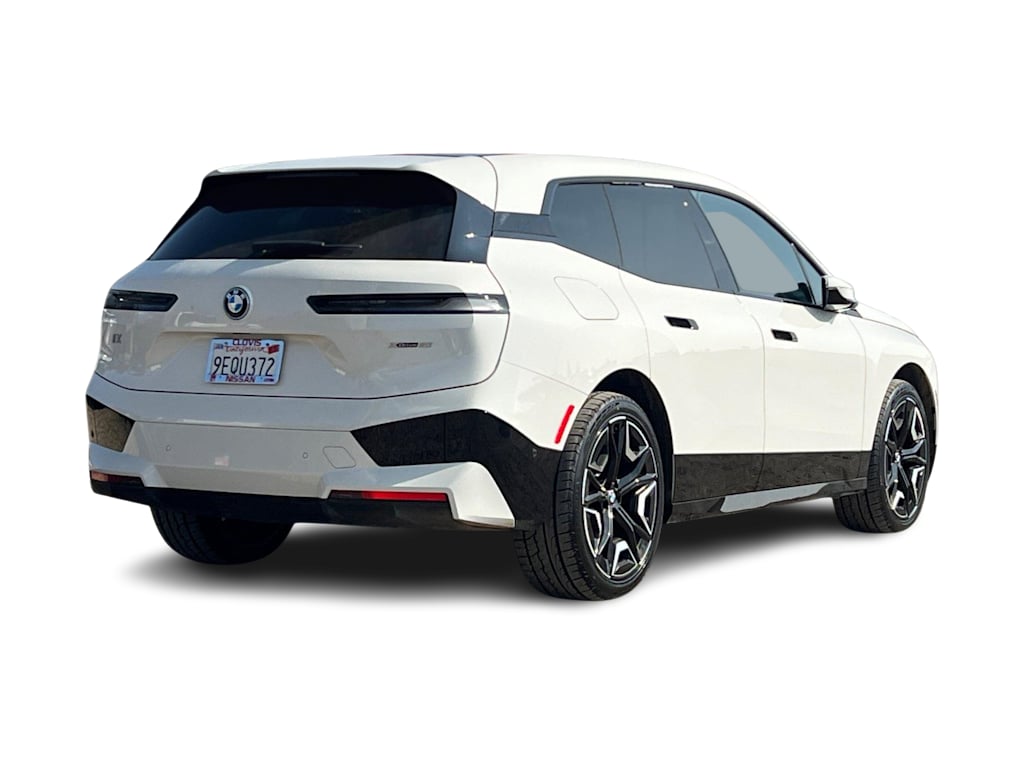 Thumbnail: 2023 BMW iX - 20