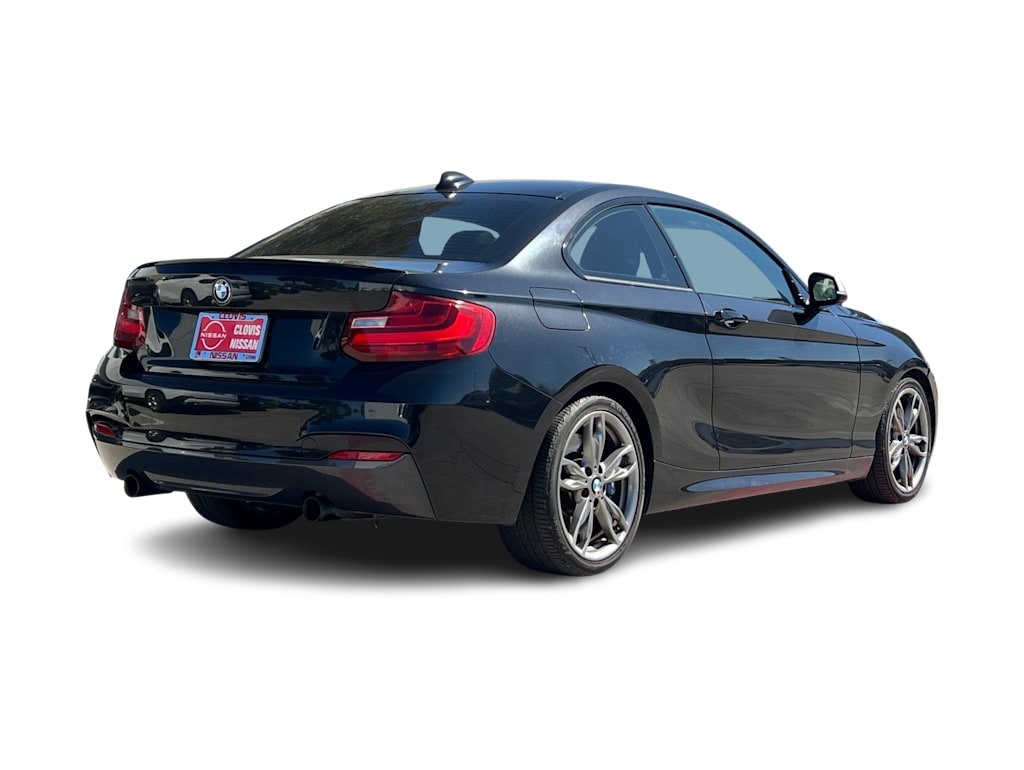 Thumbnail: 2016 BMW 2 Series - 17