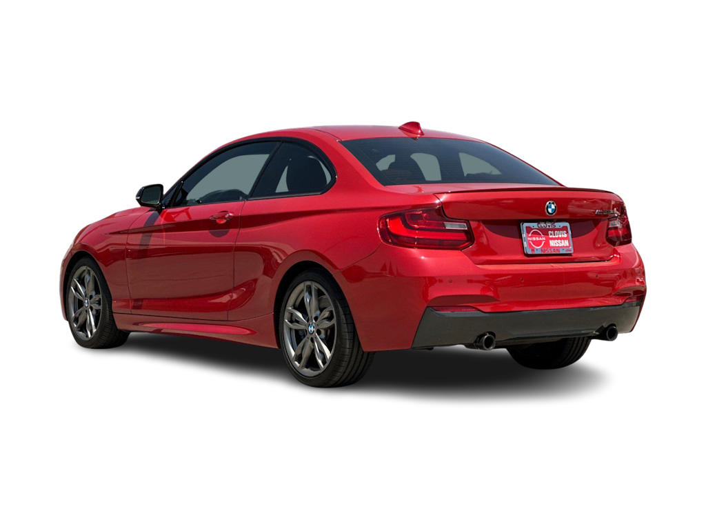 Thumbnail: 2015 BMW 2 Series - 4