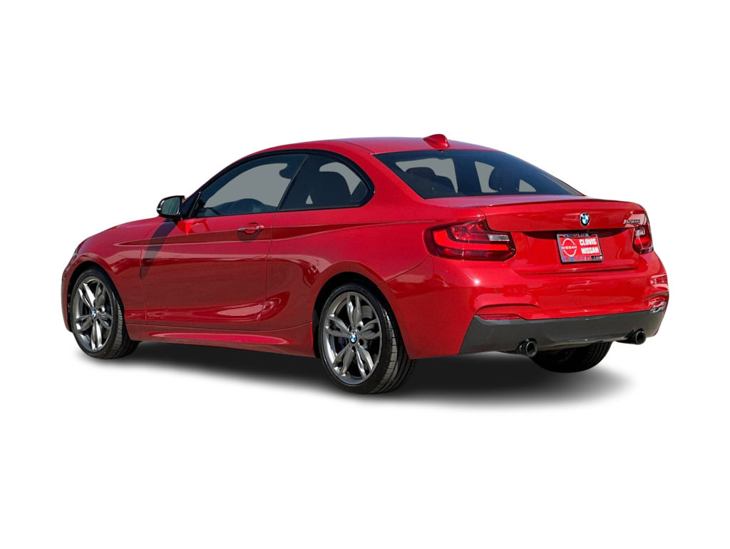 Thumbnail: 2015 BMW 2 Series - 4