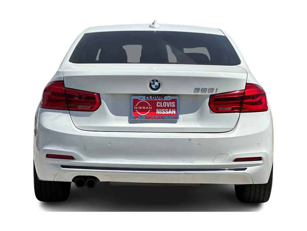 Thumbnail: 2016 BMW 3 Series - 5